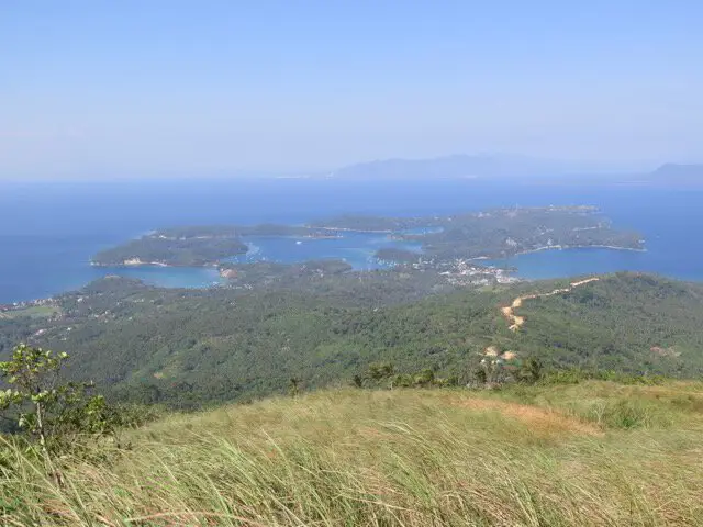Paragliding in Puerto Galera
