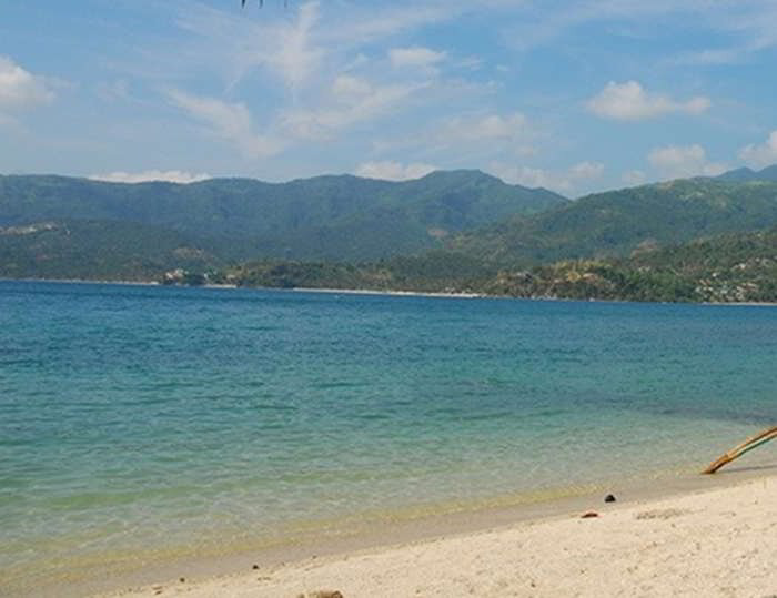 Puerto Galera Beaches