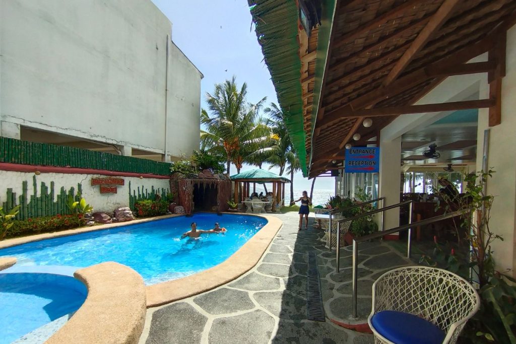 BADLADZ Beach Resort Pool